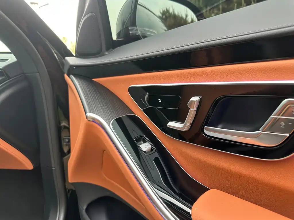 Mercedes-Benz S-Class — миниатюра 7