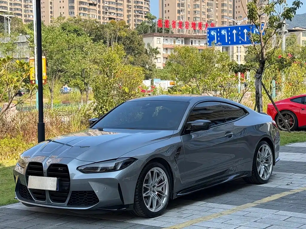 BMW M4