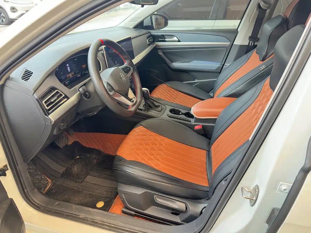 Volkswagen Lavida — миниатюра 4