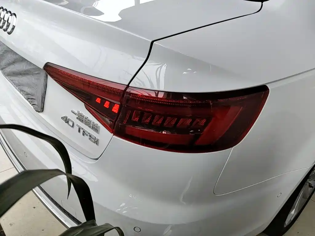Audi A4L — миниатюра 8