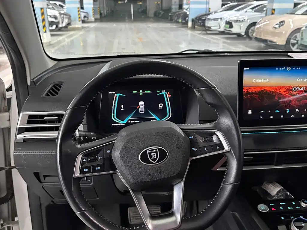 BYD e3 — миниатюра 11
