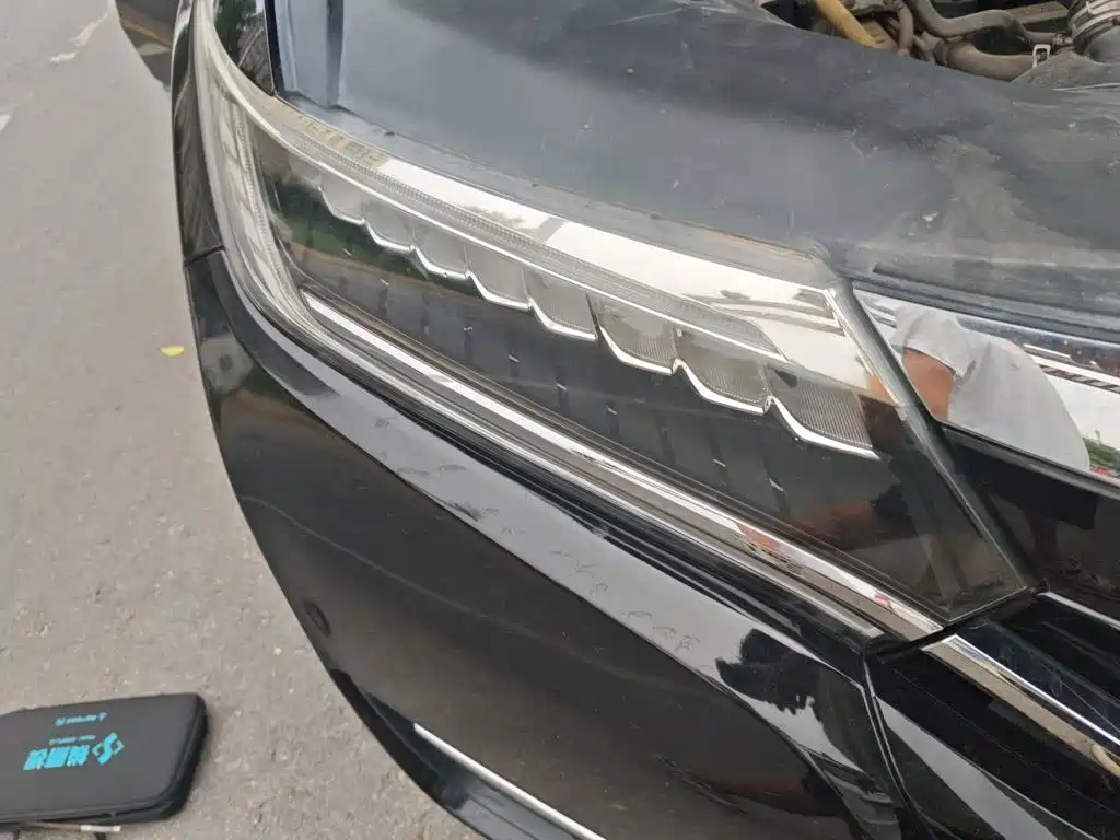 Honda UR-V — миниатюра 7