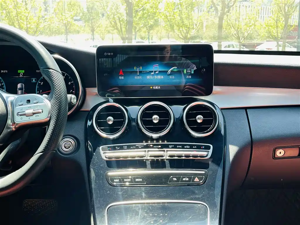 MERCEDES-BENZ C CLASS