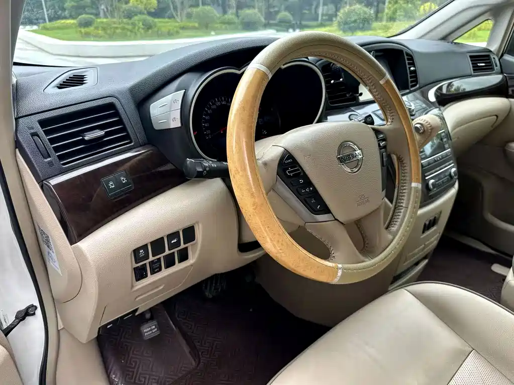 Nissan Quest — миниатюра 14