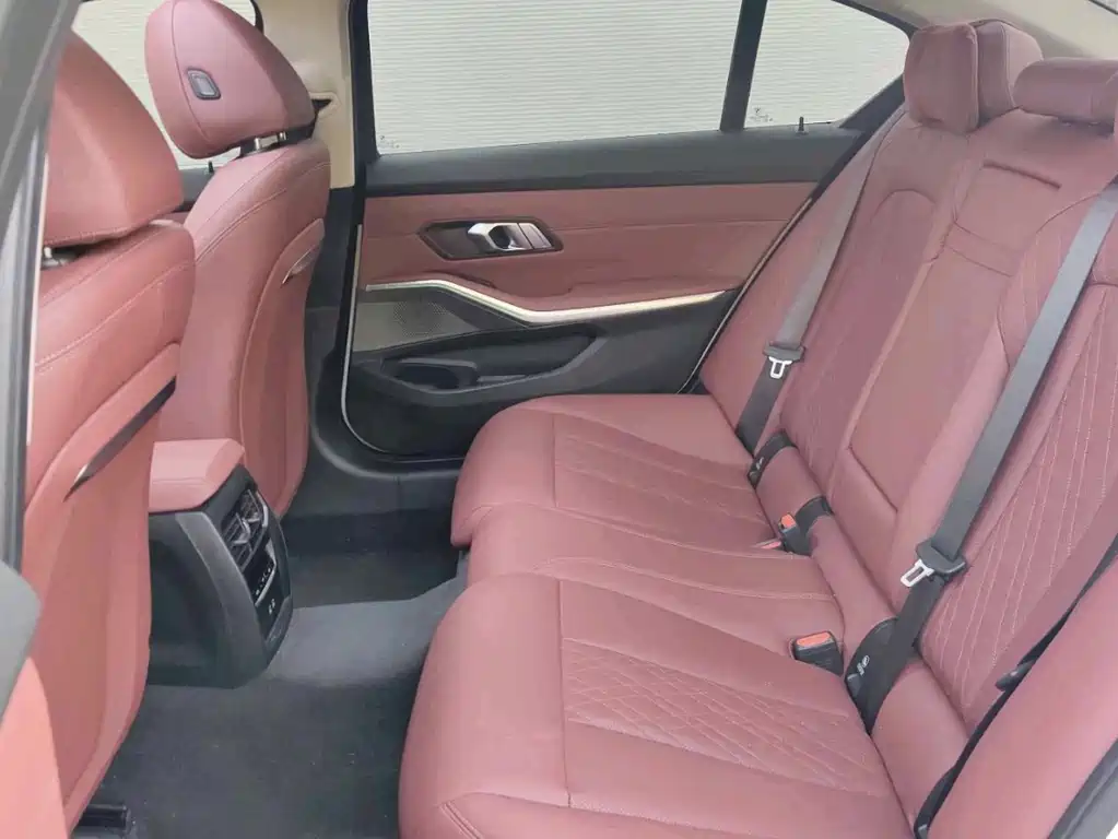 BMW 3 Series — миниатюра 12