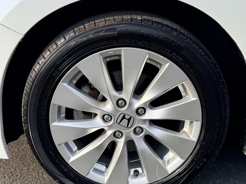 Honda Accord — миниатюра 17