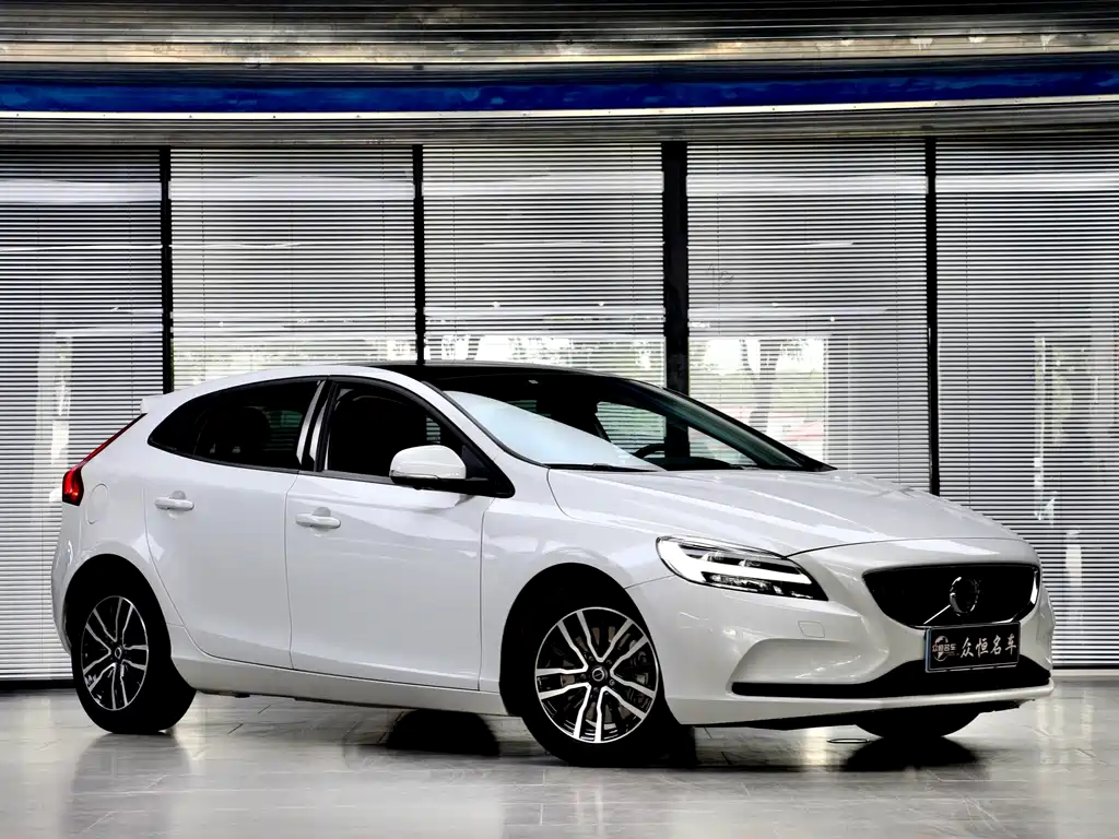Volvo V40 2018 T3