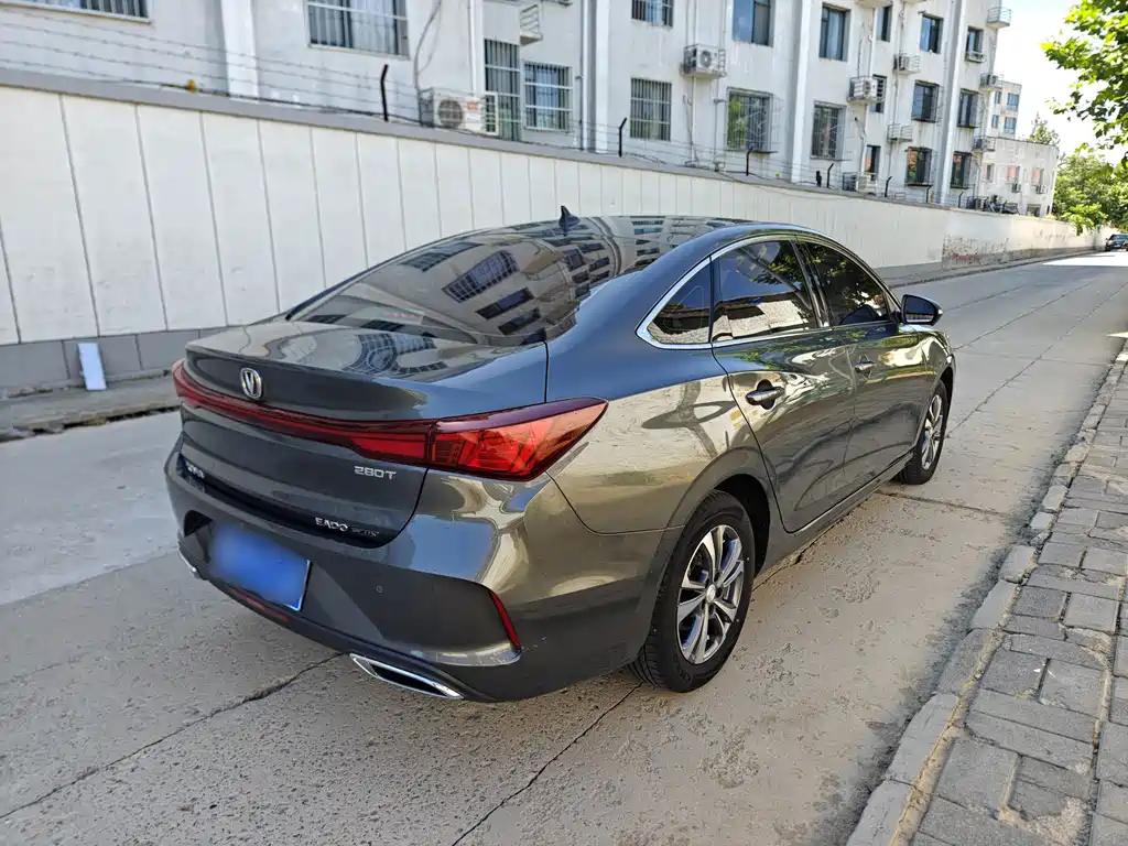 Changan Eado — миниатюра 7