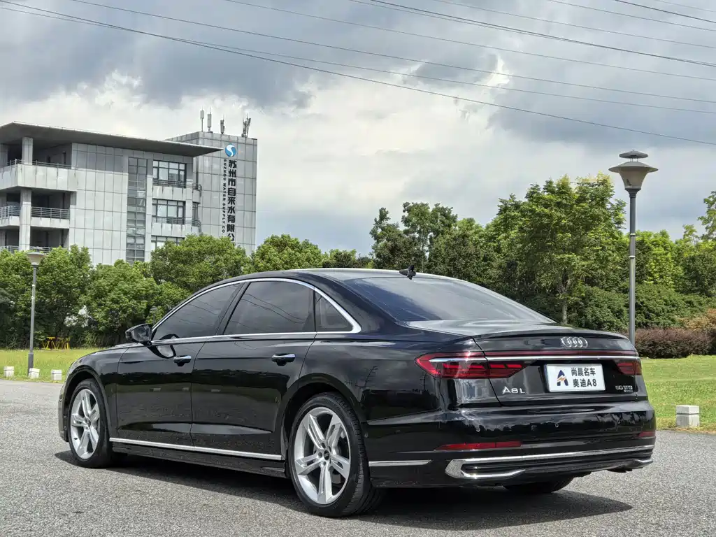 Audi A8 — миниатюра 18