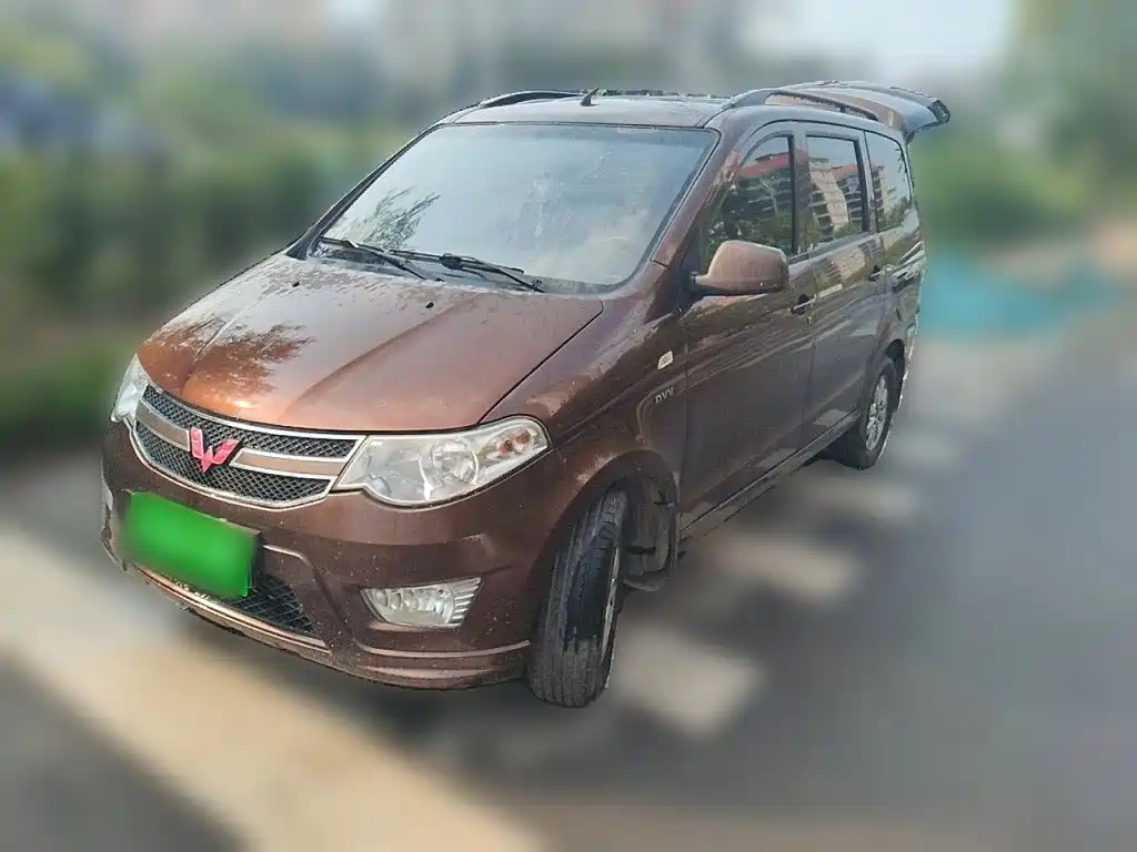 Wuling Hongguang — миниатюра 2