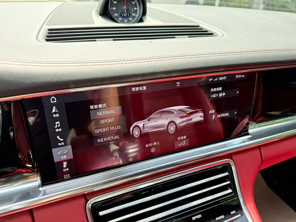 Porsche Panamera — миниатюра 13