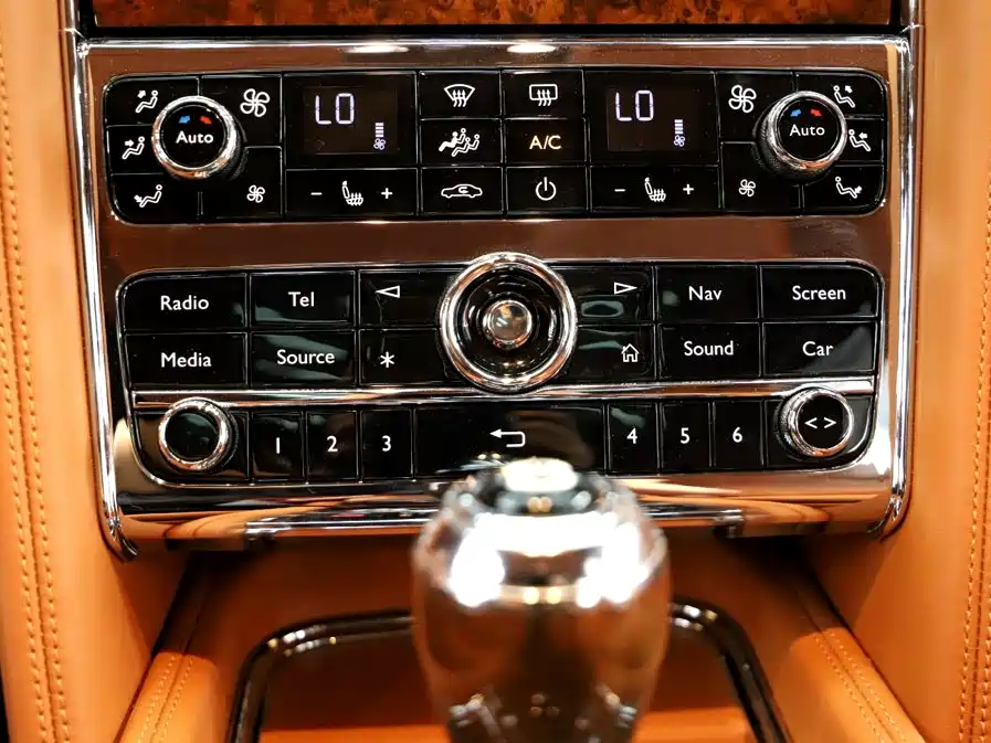 Bentley Mulsanne — миниатюра 13