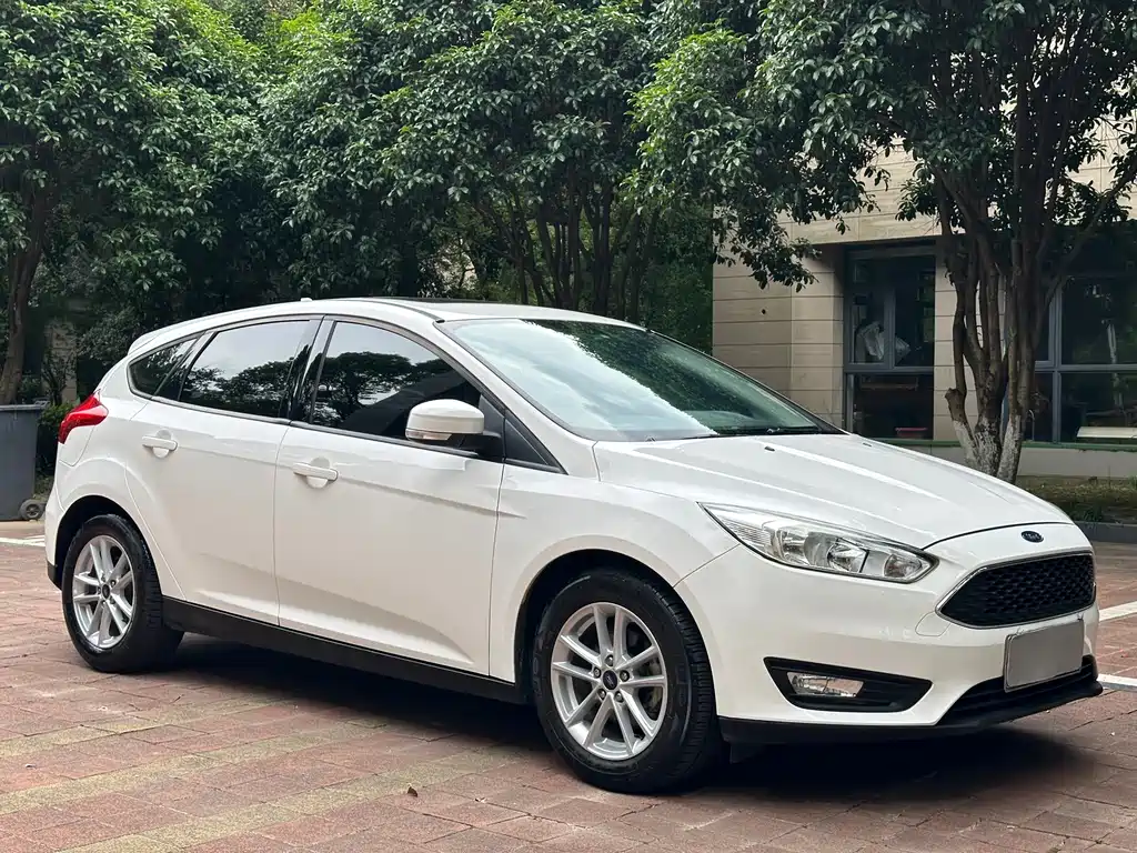 Ford Focus — миниатюра 3