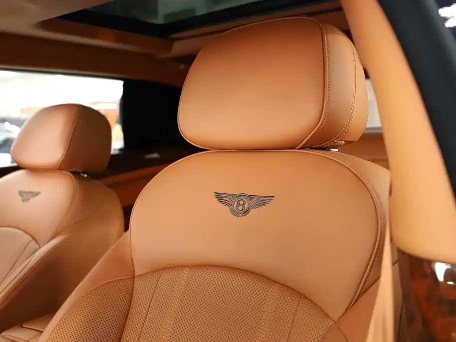 Bentley Mulsanne — миниатюра 26