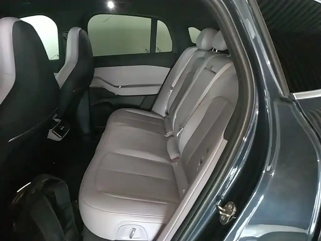 NIO EC6 — миниатюра 17