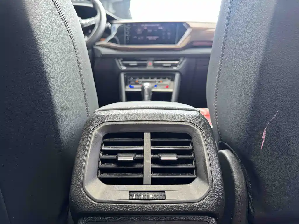 Volkswagen Tharu — миниатюра 17
