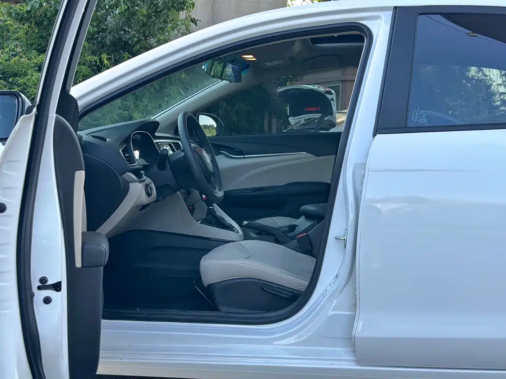 Buick Excelle 2021 1.5L AT Elite