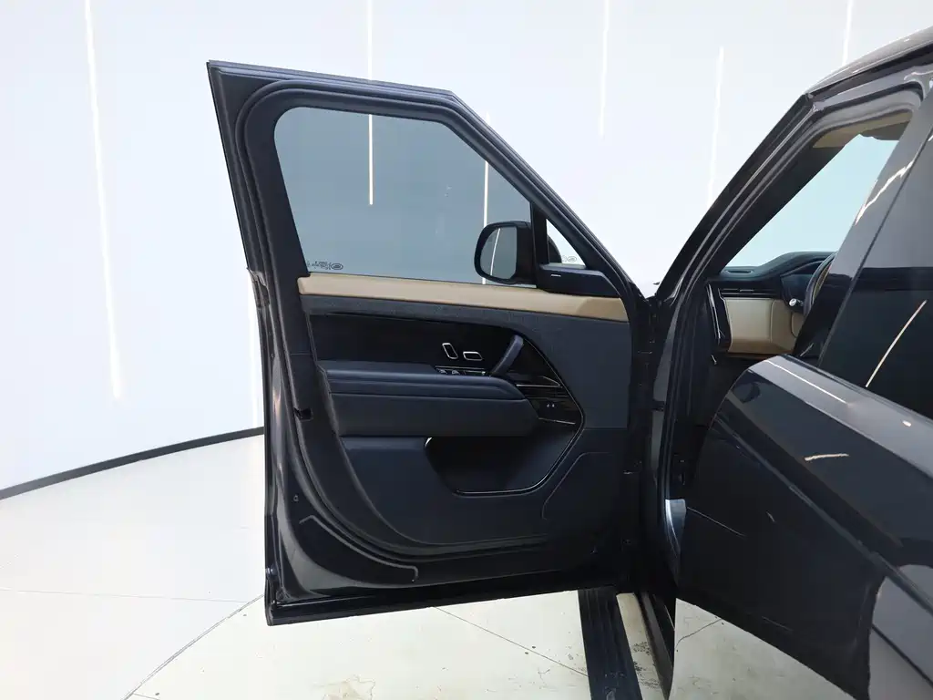 Land Rover Sport — миниатюра 13