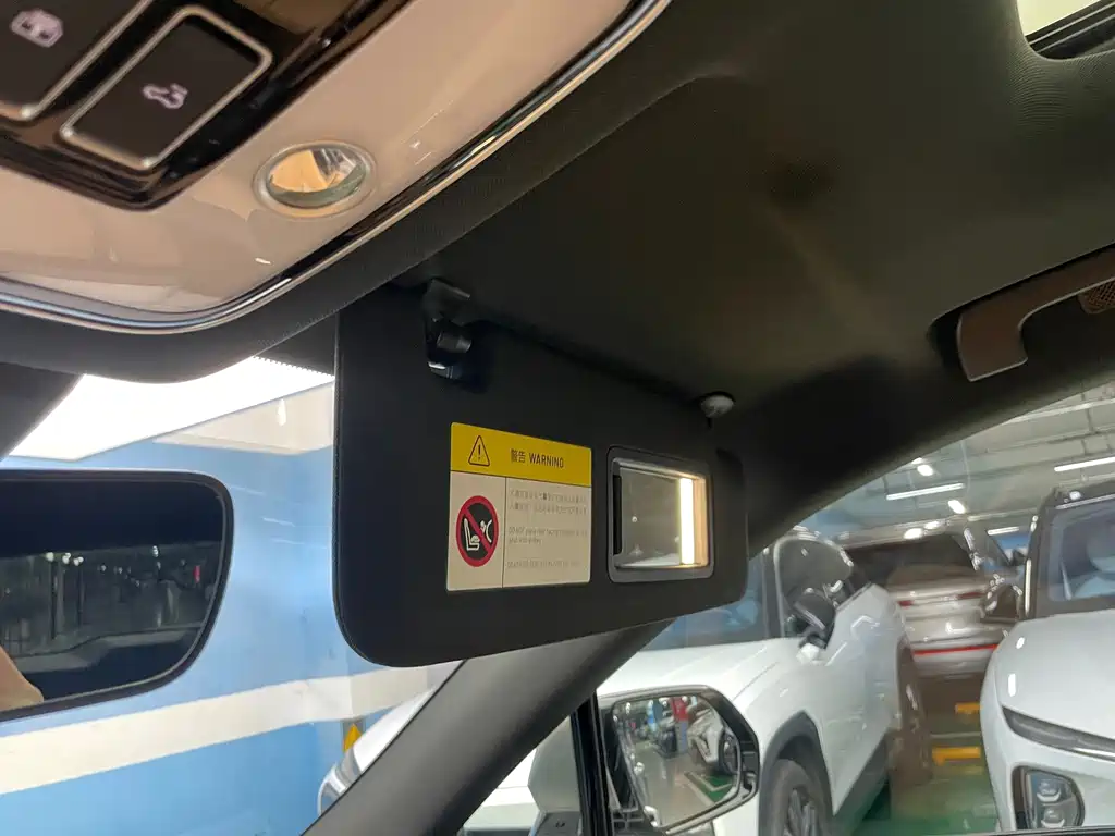 Li Auto Li ONE — миниатюра 16