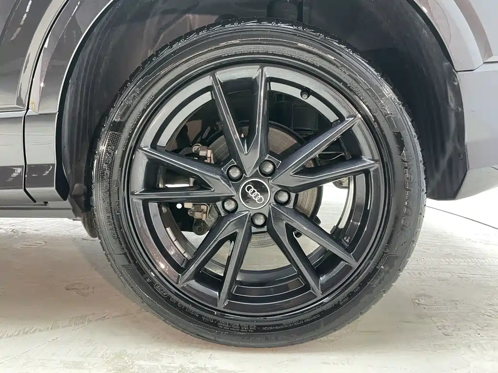 Audi Q2L — миниатюра 28