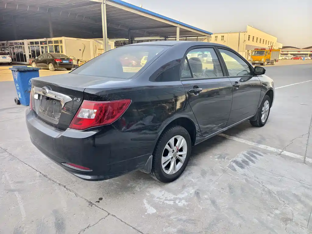 BYD F3