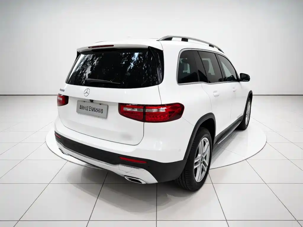 Mercedes-Benz GLB — миниатюра 4