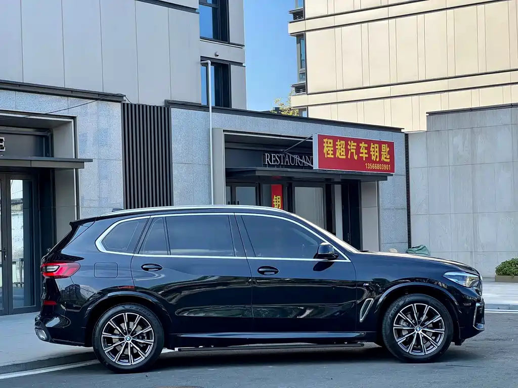 BMW X5 — миниатюра 8