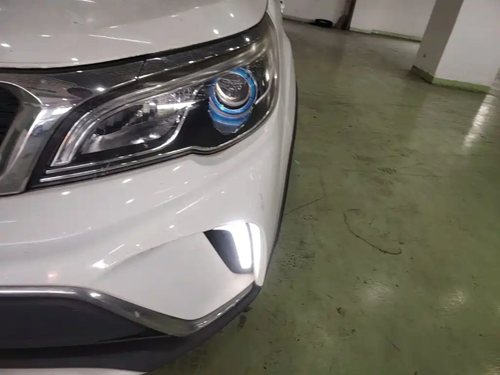Geely Vision X3 — миниатюра 24