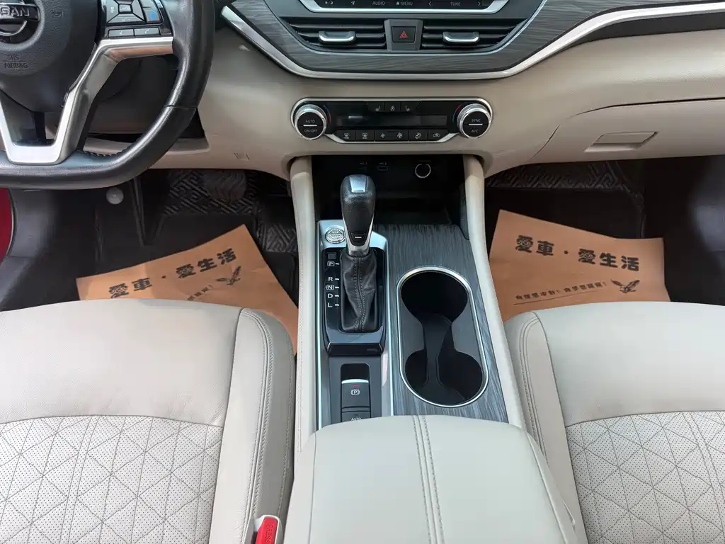 Nissan Teana — миниатюра 10