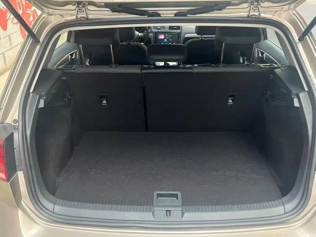 Volkswagen Golf — миниатюра 8