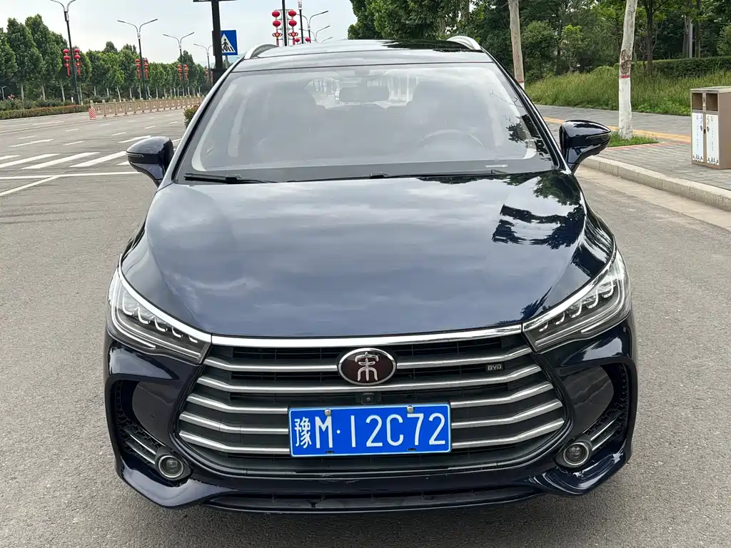 BYD MAX — миниатюра 2