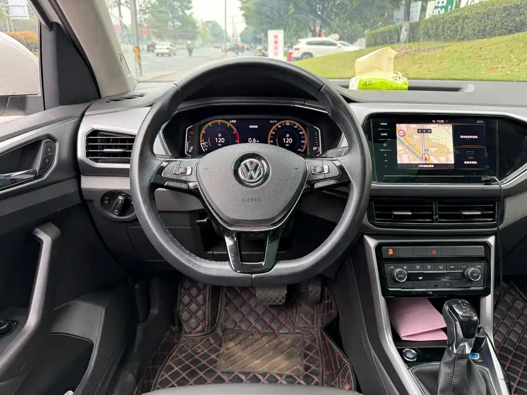 Volkswagen T-Cross — миниатюра 14