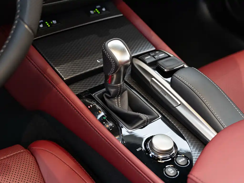 Lexus GS — миниатюра 15