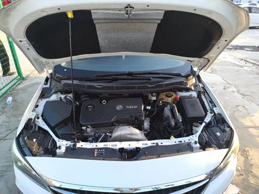 Buick Verano — миниатюра 20