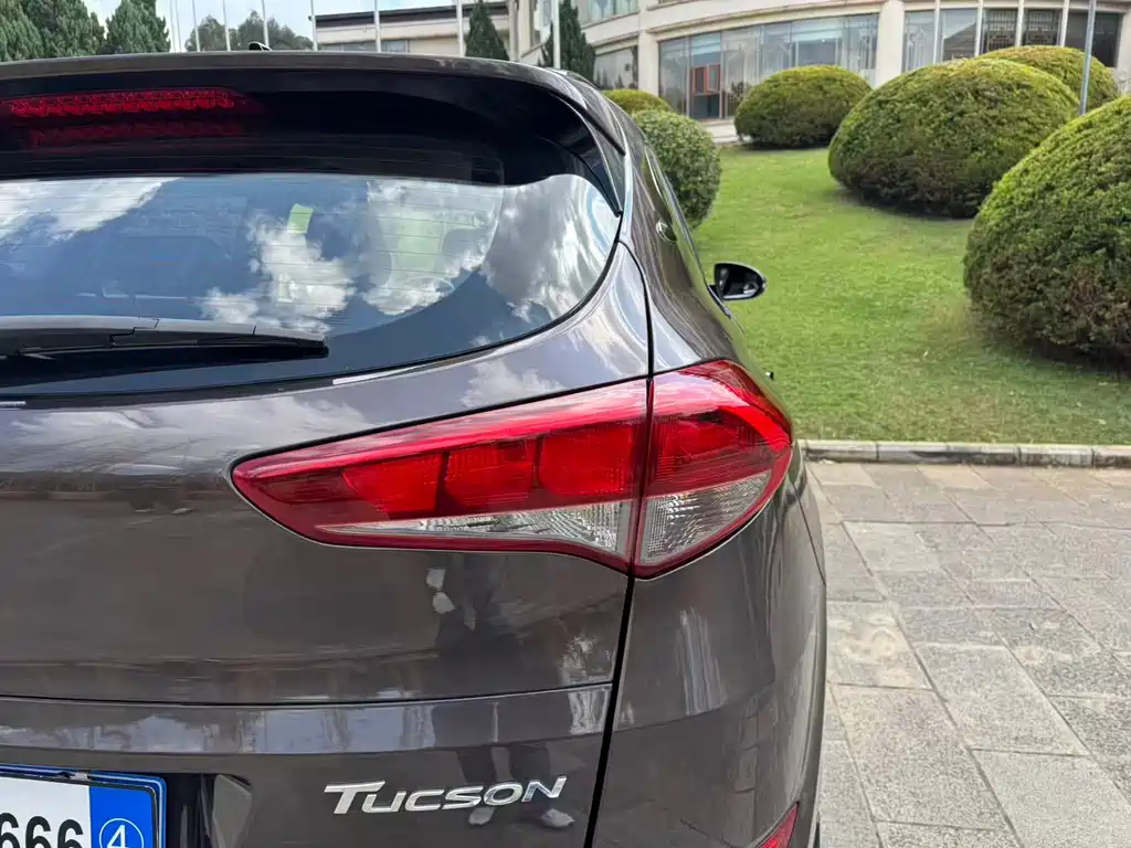 Hyundai Tucson — миниатюра 10
