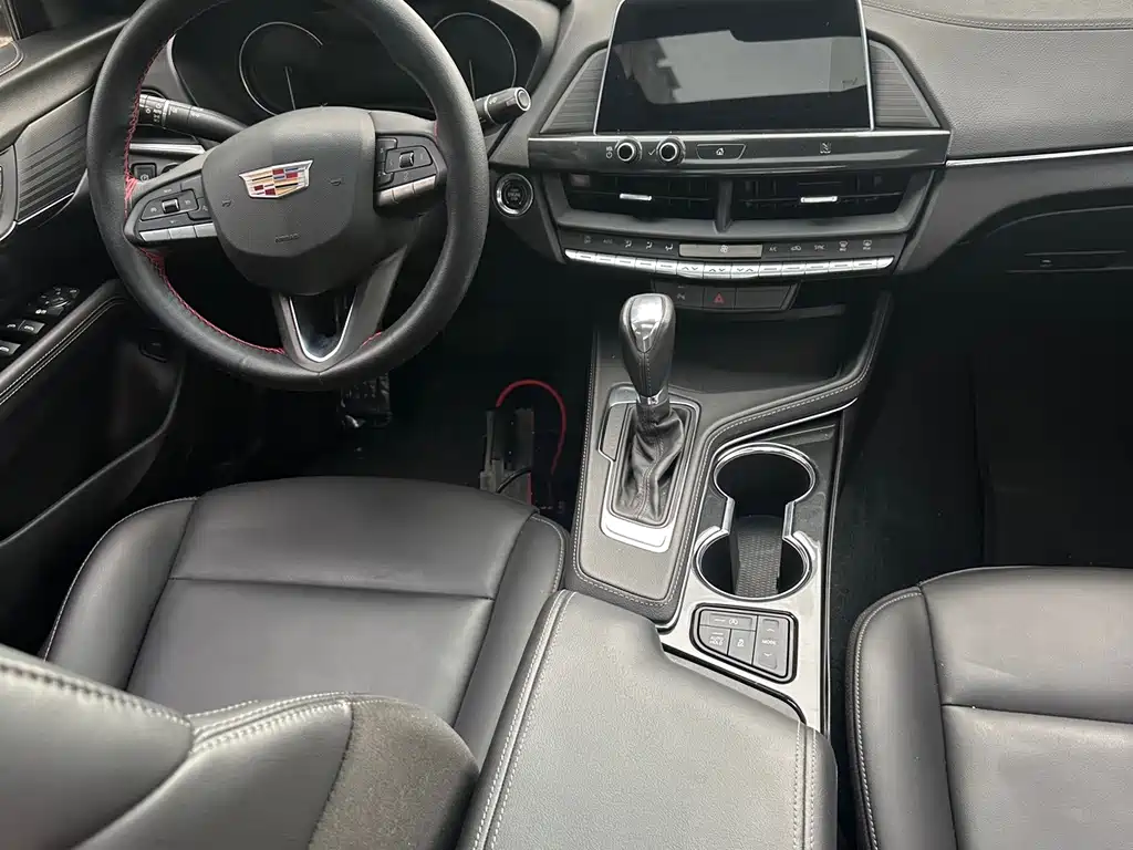 Cadillac CT4 — миниатюра 6