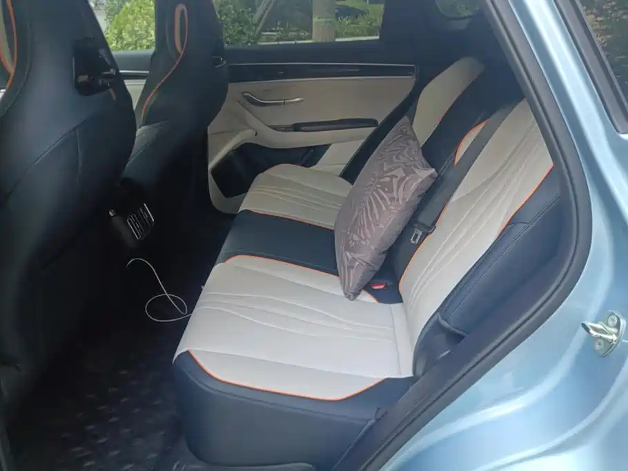 BYD PLUS New Energy — миниатюра 11