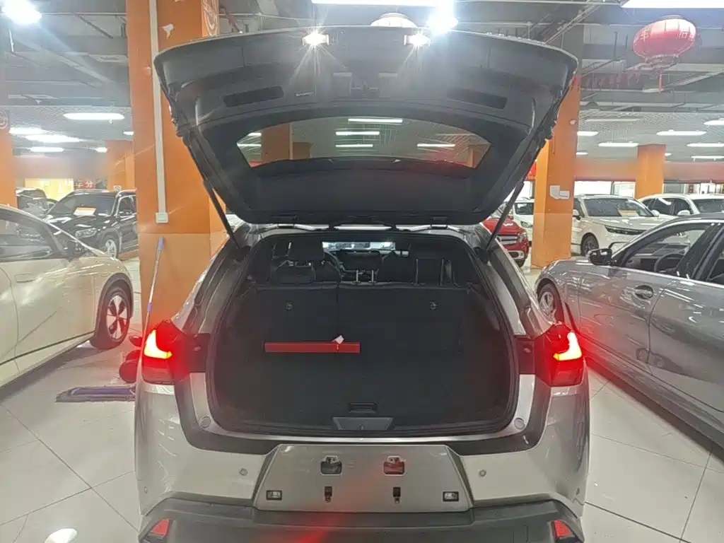 Lexus UX — миниатюра 19