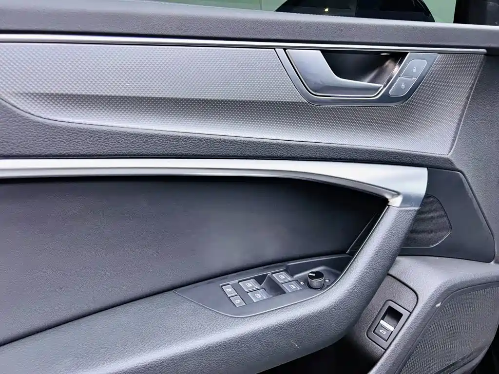 Audi A6L — миниатюра 11