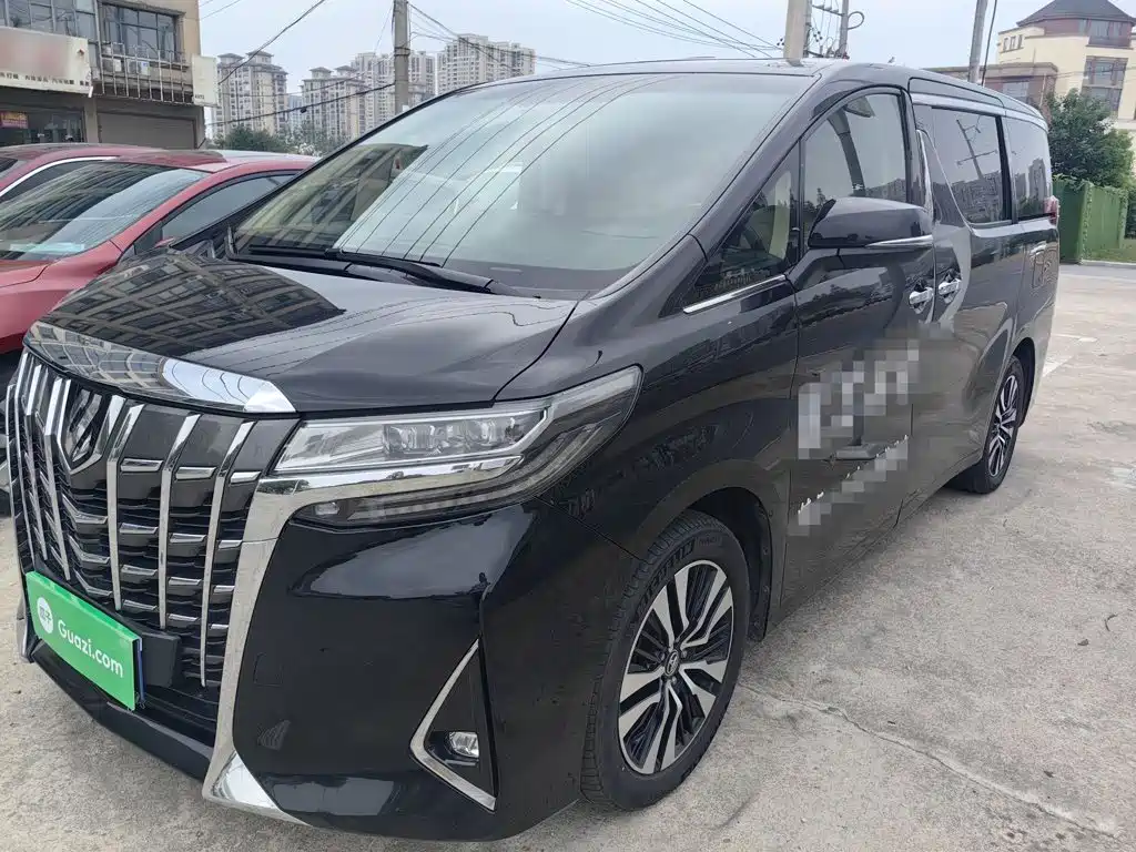 Toyota Alphard — миниатюра 2
