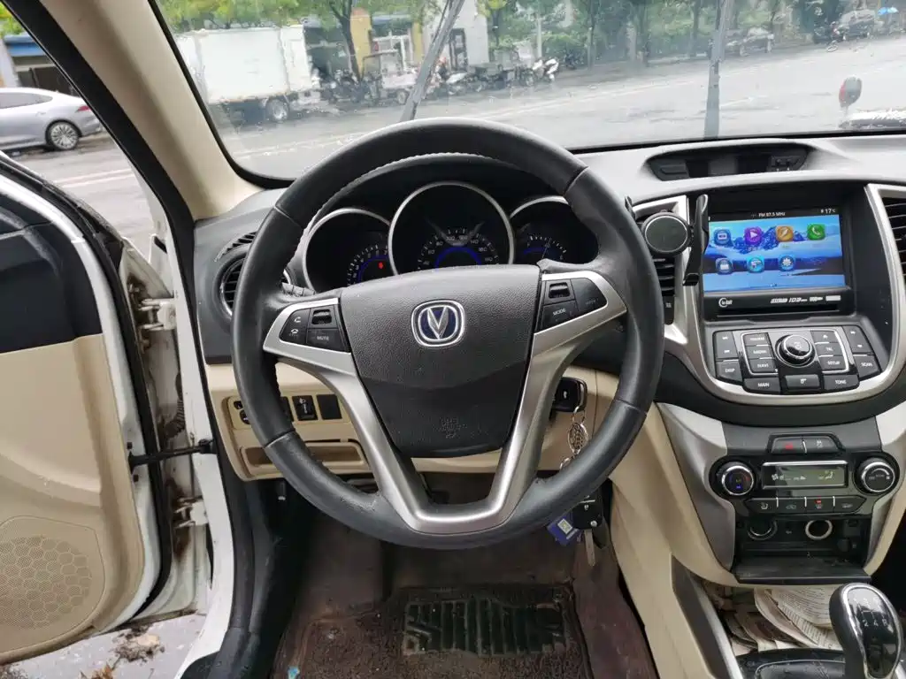 Changan Eado — миниатюра 11