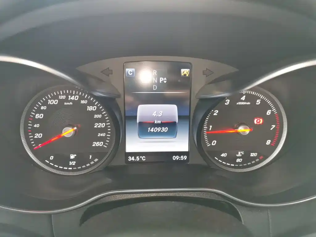 Mercedes-Benz C-Class — миниатюра 12