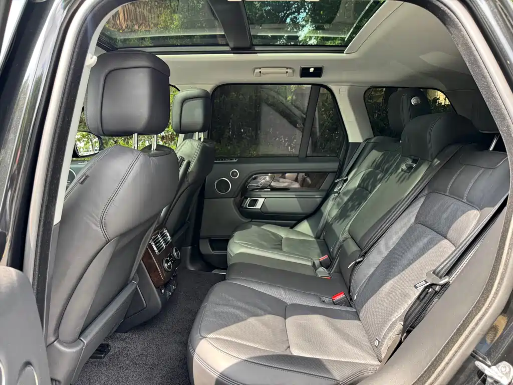Land Rover Range Rover — миниатюра 15