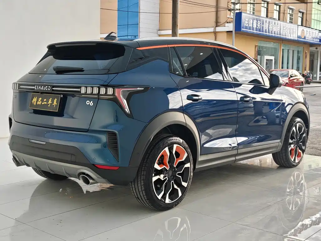 Lynk & Co 06 — миниатюра 10