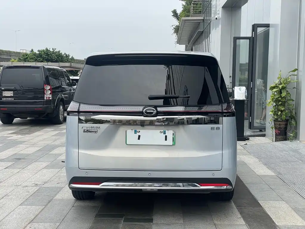 GAC Motor Trumpchi E8 PHEV — миниатюра 15