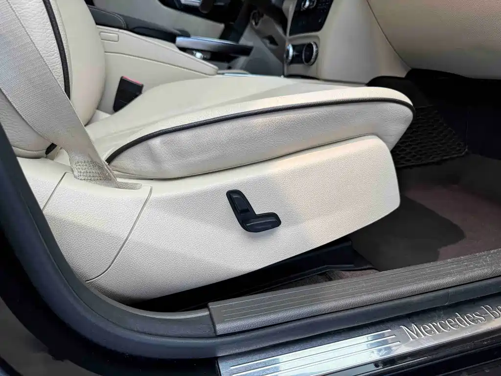 Mercedes-Benz GLK-Class — миниатюра 12