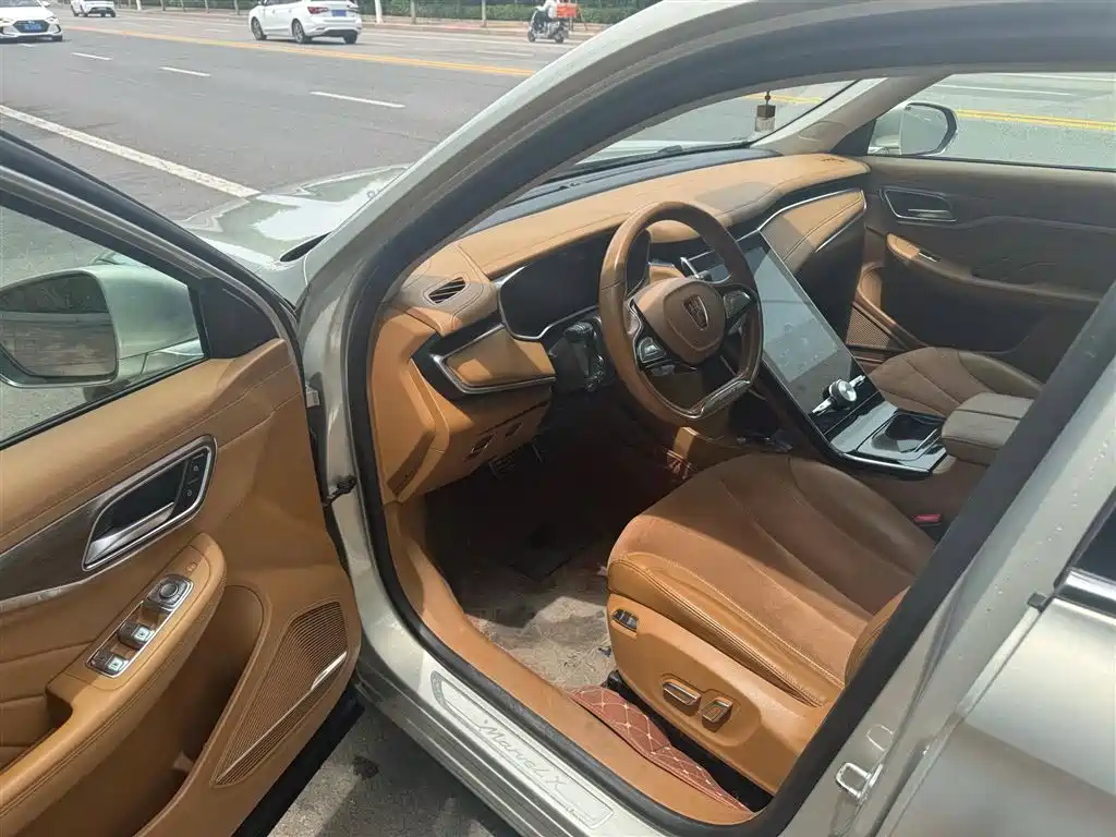 Roewe Marvel X