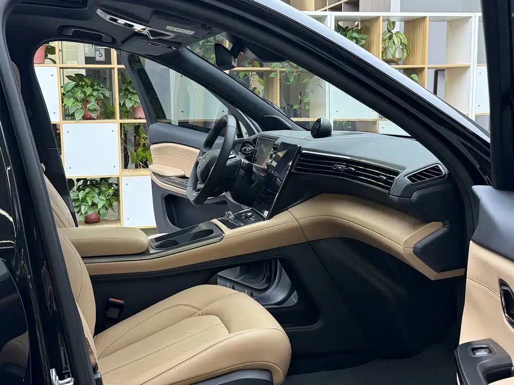 NIO ES6 — миниатюра 13