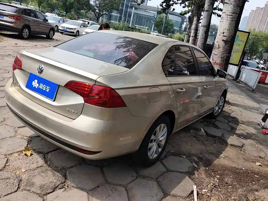 Volkswagen Bora — миниатюра 3