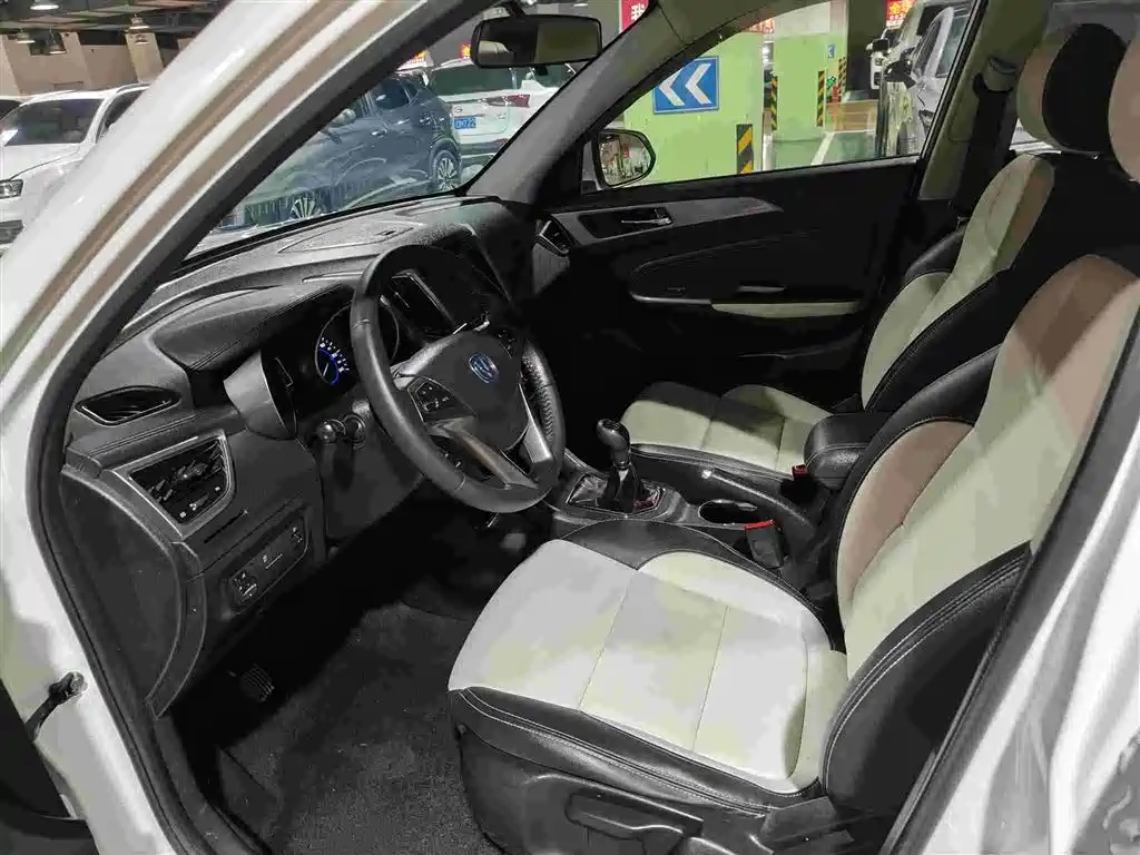 Changan CS35 — миниатюра 9